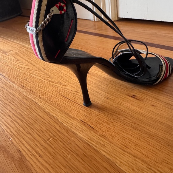 Giuseppe Zanoti Vintage Women's Strappy Heels with Red and Cream Stripe Detail - Picture 4 of 6